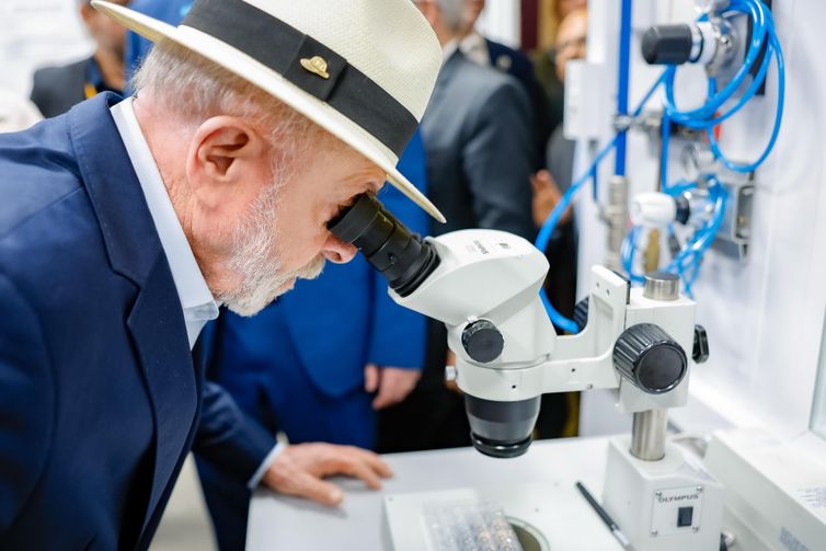 18.05.2026 - Presidente da República, Luiz Inácio Lula da Silva, durante visita às quatro novas linhas de luz do CNPEM, na Rua Giuseppe Máximo Scolfaro, nº 10.000, Polo II de Alta Tecnologia de Campinas, Campinas - SP.

Foto: Ricardo Stuckert / PR