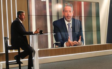 O Presidente da Câmara dos Deputados, Arthur Lira, participa do programa Sem Censura, na TV Brasil