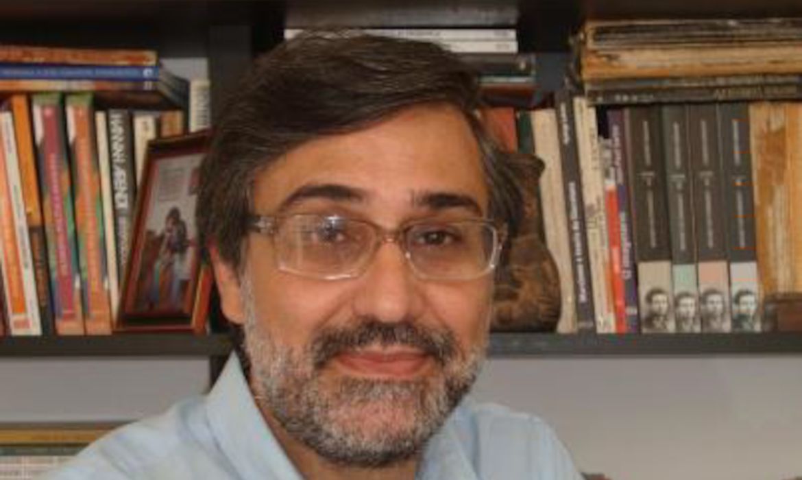 Mauro Iasi, candidato do PCB à Presidência