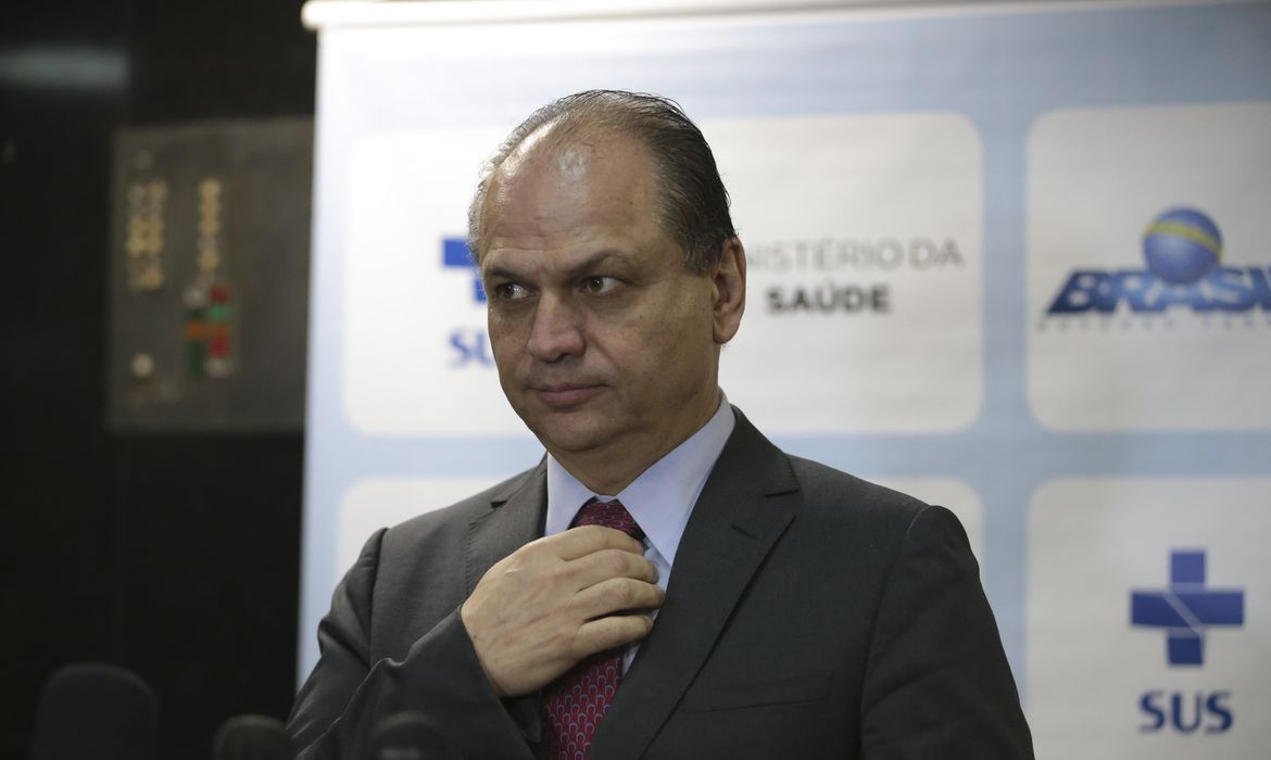 Brasília - O ministro da Saúde,Ricardo Barros, fala à imprensa sobre soluções para informatizar novos serviços do Sistema Único de Saúde em todo território nacional (José Cruz/Agência Brasil)