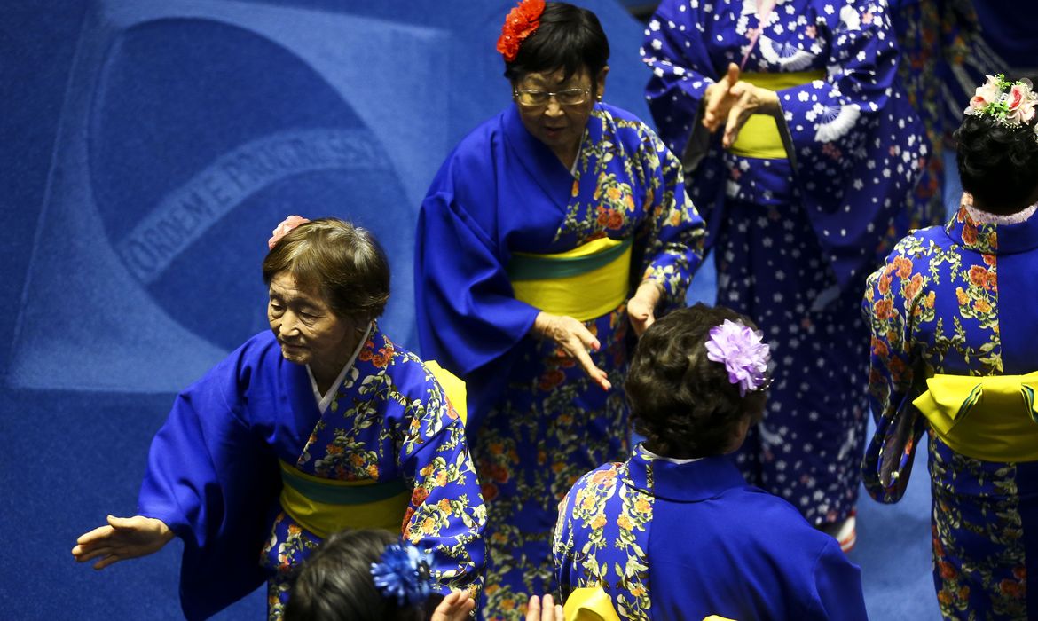 O Senado Federal realiza sessão especial em comemoração aos 111 anos da imigração japonesa no Brasil. 
