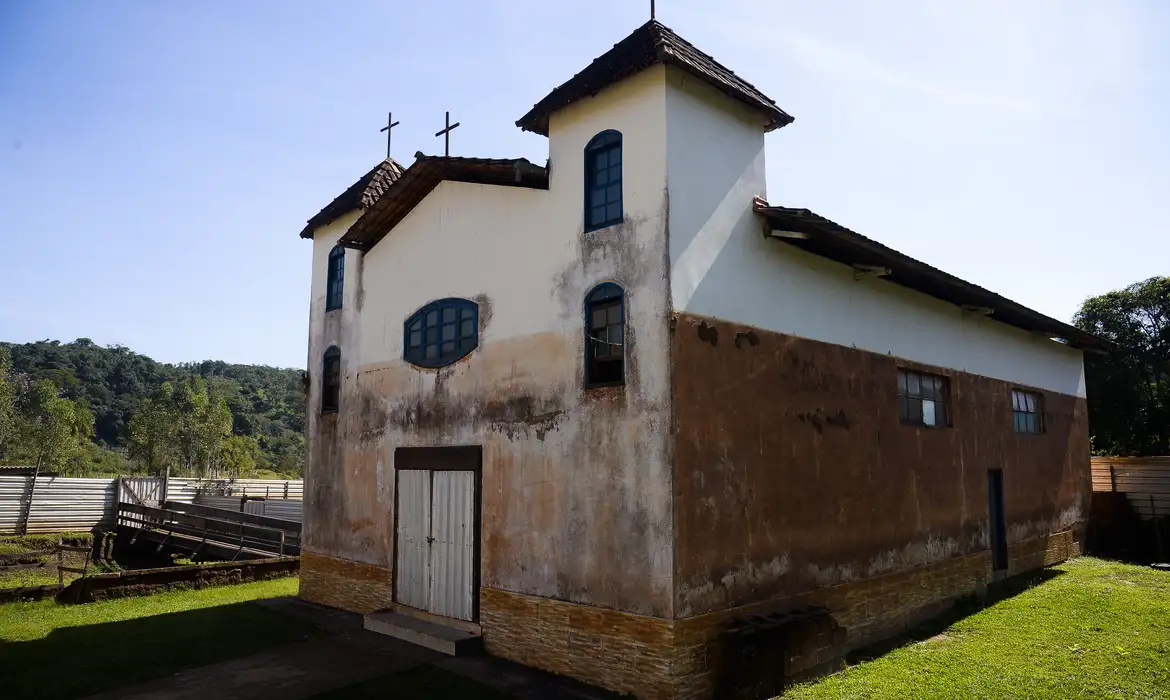 Comunidade de Paracatu, distrito de Mariana, atingida pelo rejeito após o desastre do rompimento da barragem de Fundão, em Mariana.
