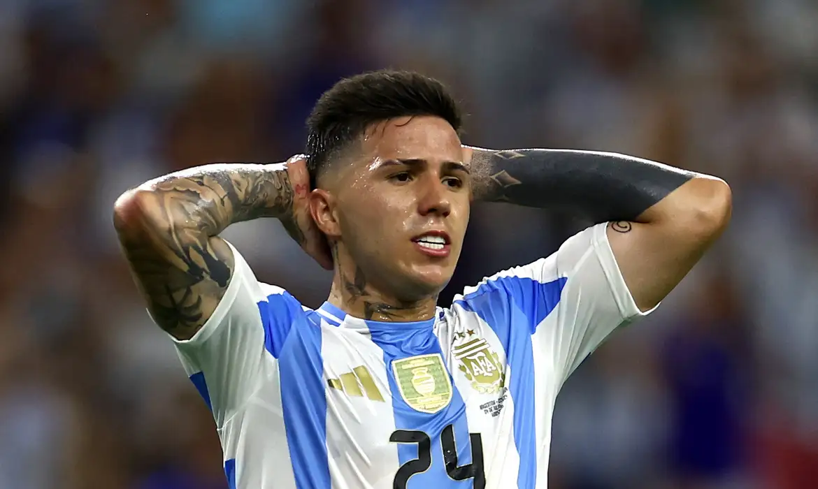 Enzo Fernández durante partida da Argentina contra o Equador pelas quartas de final da Copa América de 2024 
04/07/2024 REUTERS/Agustin Marcarian