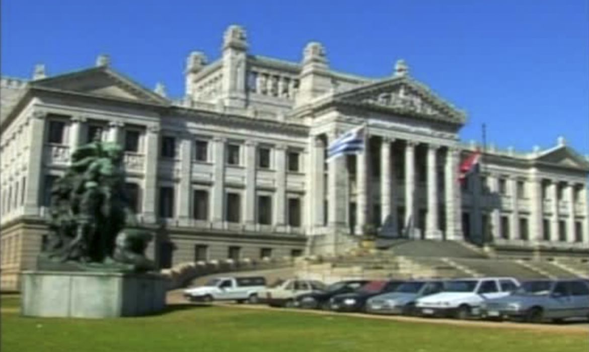 Congresso do Uruguai, Parlamento do Uruguai