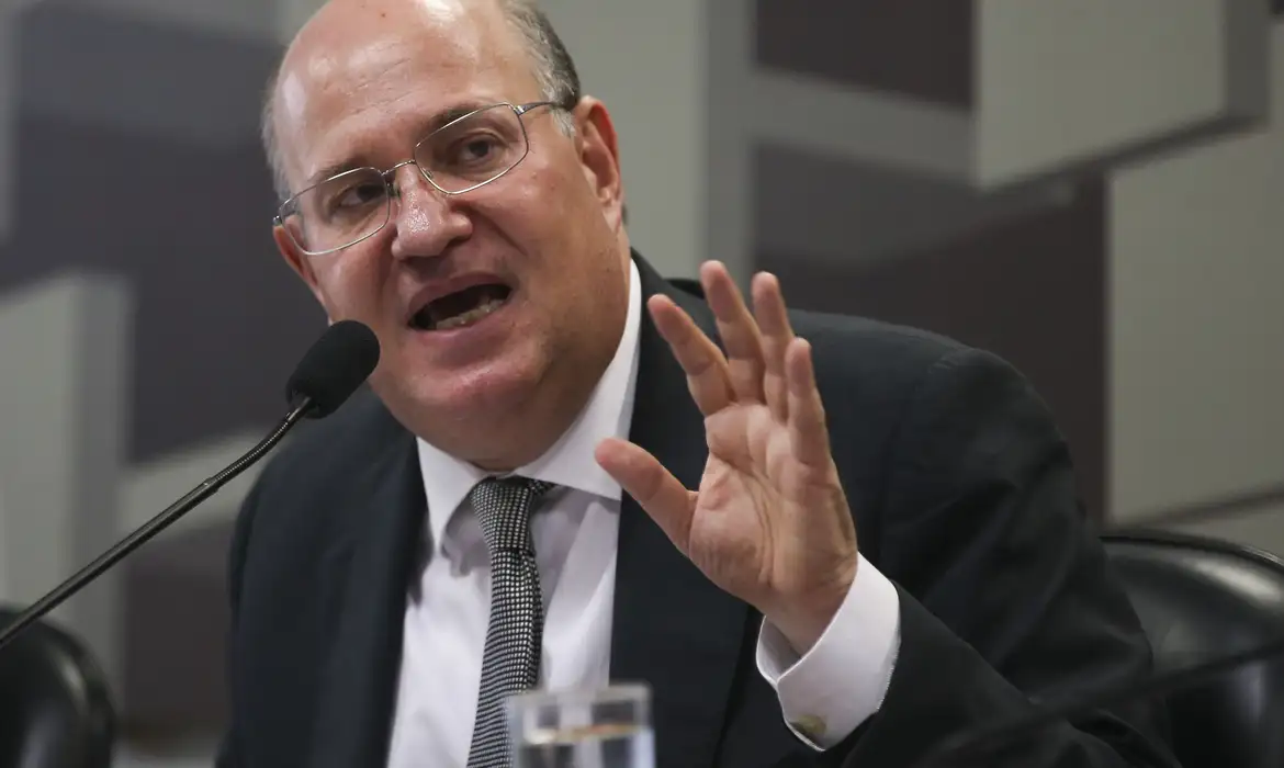 O presidente do Banco Central, Ilan Goldfajn fala sobre política monetária e economia na Comissão de Assuntos  Econômicos do Senado.