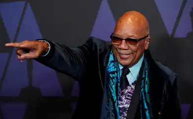 FILE PHOTO: 2018 Governors Awards - Arrivals - Hollywood, California, U.S., November 18, 2018 - Quincy Jones. REUTERS/Mario Anzuoni/File Photo