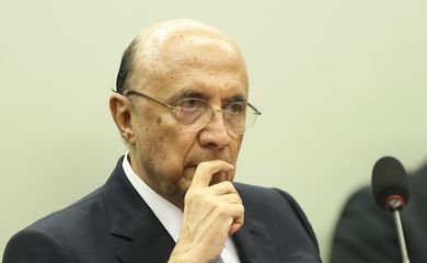 Brasília - O ministro da Fazenda, Henrique Meirelles, participa da última audiência da Comissão da reforma da Previdência, na Câmara dos Deputados  (Marcelo Camargo/Agência Brasil)
