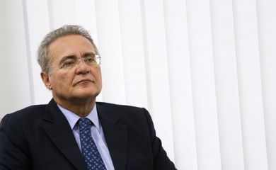 Brasília - O senador Renan Calheiros durante reunião de líderes partidários ( Marcelo Camargo/Agência Brasil)