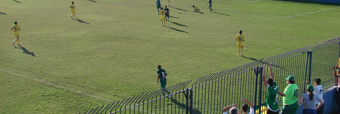 Madureira e Guarani se enfrentaram na primeira rodada da Série C 2013