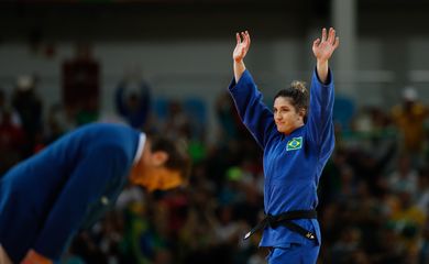 Rio de Janeiro - A judoca brasileira Mayra Aguiar vence cubana na categoria até 78 quilos e ganha medalha de bronze na Rio 2016 (Fernando Frazão/Agência Brasil)