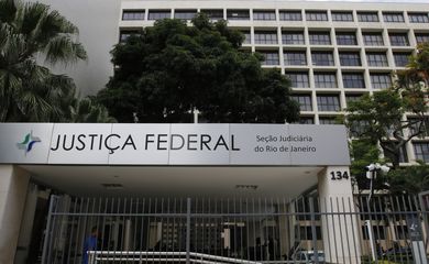  Fachada da Justiça Federal, no centro da cidade, onde funciona a  7ª Vara Criminal, que julga casos relacionados à Operação Lava Jato no Rio de Janeiro