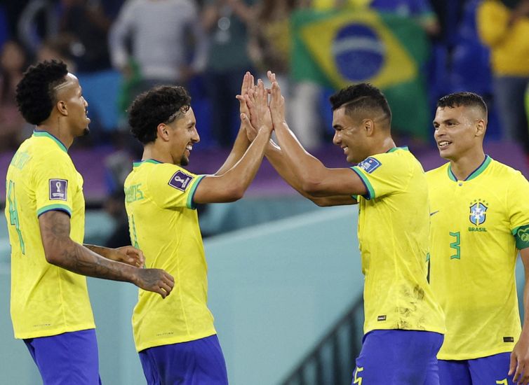 Brasil supera EUA no último jogo das Eliminatórias e vai à Copa do