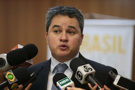 Brasília - O deputado Efraim Moraes, durante o lançamento da campanha O Brasil que nós queremos (José Cruz/Agência Brasil)