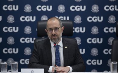 O ministro da Controladoria-Geral da União (CGU), Vinícius de Carvalho, apresenta resultado da revisão das regras de sigilo de documentos públicos