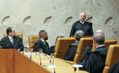 Brasília (DF), 29/09/2025 – Posse do novo presidente do Supremo Tribunal Federal (STF), Edson Fachin, ele foi eleito para suceder o ministro Luís Roberto Barroso, cujo mandato terminou ontem (28). Também assume o cargo o novo vice-presidente, Alexandre de Moraes. Os dois ministros comandarão o Supremo pelos próximos dois anos (2025-2027).
Foto: Valter Campanato/Agência Brasil