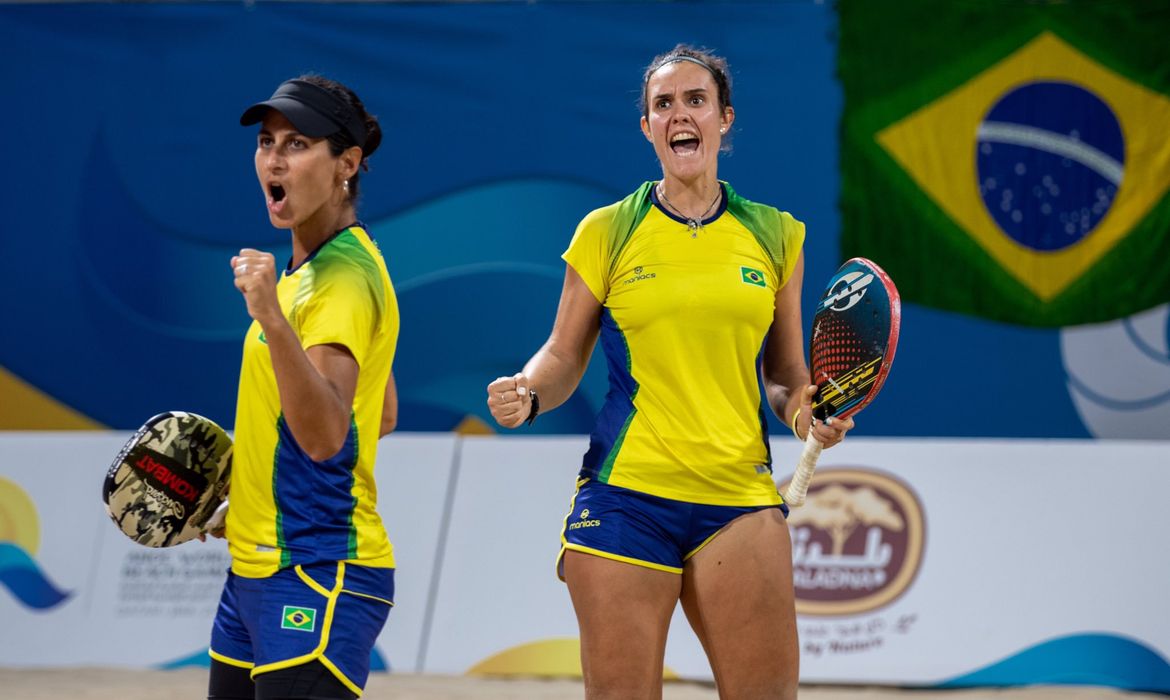 3ª medalha do Time Brasil nos Jogos Mundiais de Praia! Dessa vez, a conquista foi para a conta do Beach Tennis com a dupla Joana Cortez e Rafaella Miiller