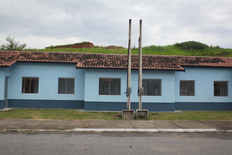 Nova Iguaçu (RJ) - O ministro Moreira Franco participa da entrega de 253 unidades residenciais do programa Minha Casa, Minha Vida (Beth Santos/Secretaria Geral da PR)