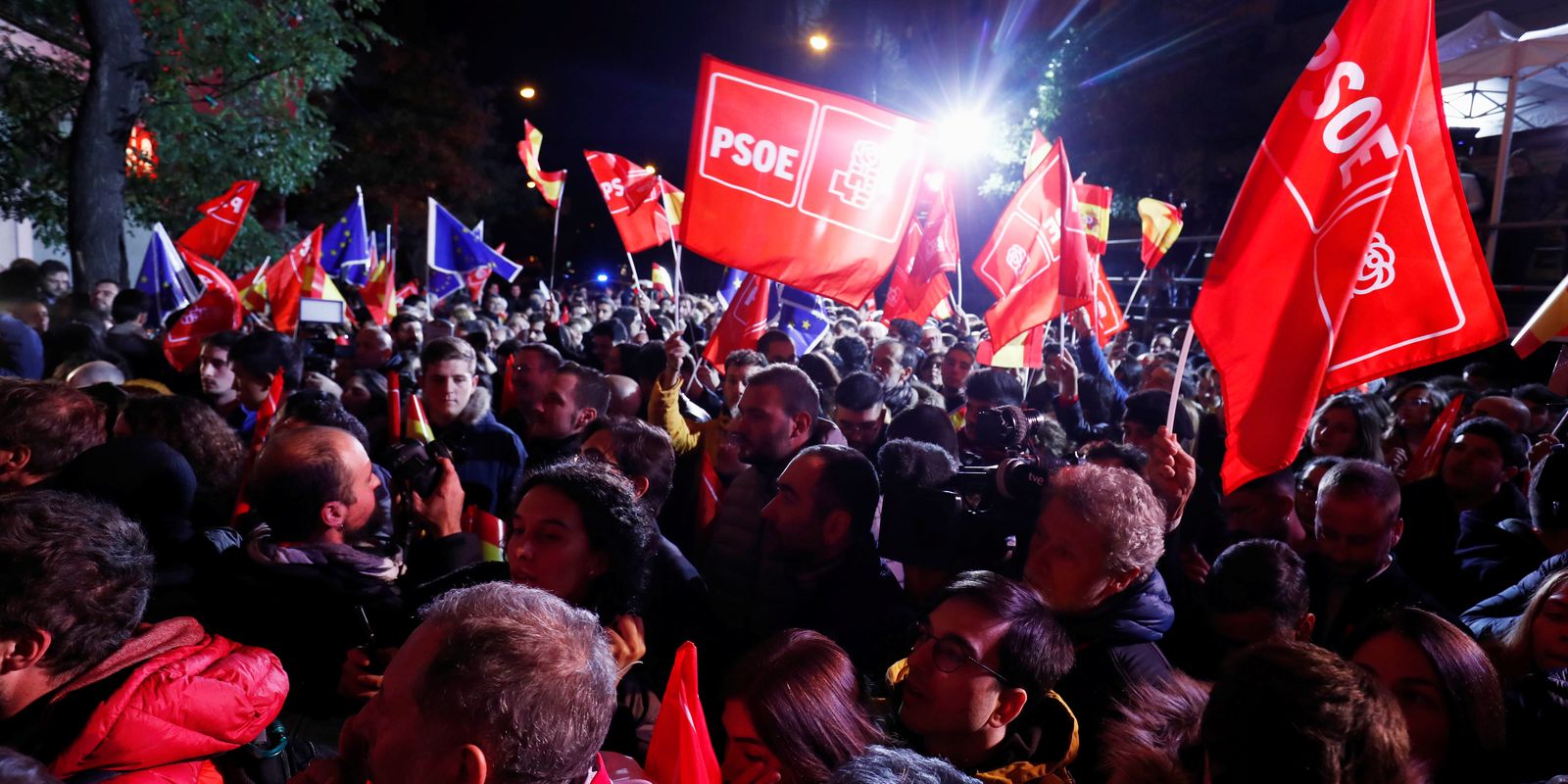 Los socialistas ganan elecciones en España pero pierden fuerza política