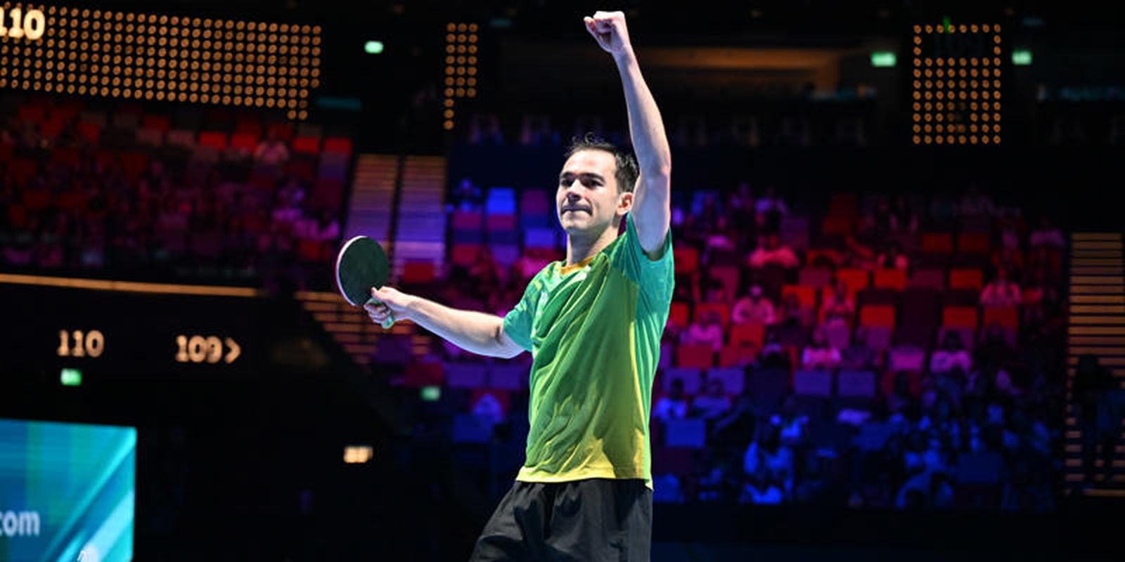 Calderano derrota francês e fica a 2 vitórias do bi na Copa do Mundo 1 Calderano derrota francês e fica a 2 vitórias do bi na Copa do Mundo