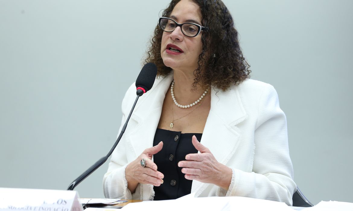Brasília (DF) 19/04/2023  Ministra, Luciana Santos, durante audiência pública na comissão de ciência e tecnologia da câmara dos deputados. Lula Marques/ Agência Brasil.