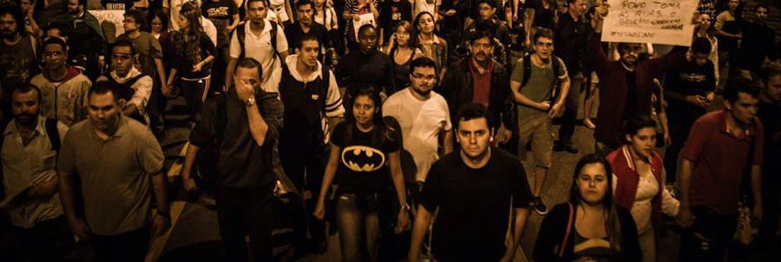 São Paulo tem segundo dia seguido de protestos, que terminam com ataques no centro da cidade