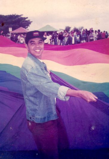 Rio de Janeiro (RJ), 14/11/2025 – Ativista Jorge Caê Rodrigues na Marcha da Cidadania de 1995, a primeira Parada do Orgulho LGBTI+ do Brasil  Foto:  Jorge Caê Rodrigues/Arquivo Pessoal