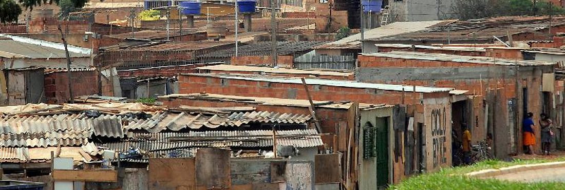 Número de pessoas morando em favelas mais que dobrou na região metropolitana de Brasília, aponta Ipea