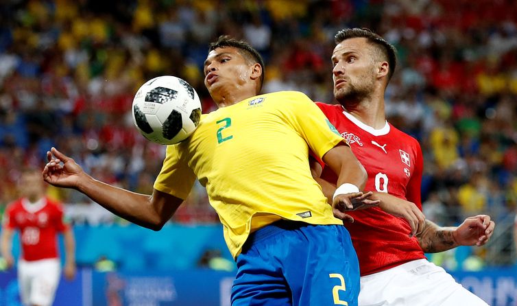 Brasil e Suíça se enfrentam pelo grupo E da Copa do Mundo 2018  REUTERS/Damir Sagolj