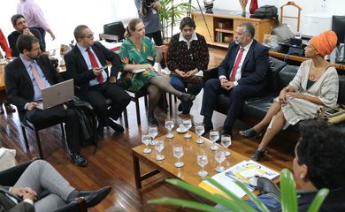 O ministro chefe da Secretaria de Comunicação Social da Presidência da República, Paulo Pimenta, reúne-se, no Palácio do Planalto, com integrantes de entidades representativas de jornalistas e profissionais da imprensa.