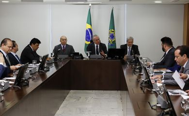Brasília -  Presidente Michel Temer durante reunião com ministros do núcleo social (Marcos Corrêa/PR)