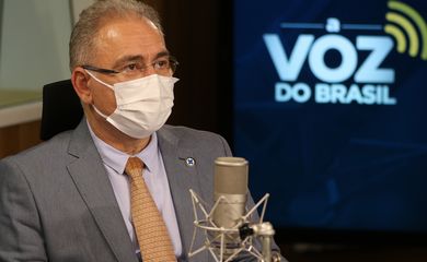 O ministro da Saúde, Marcelo Queiroga, participa do programa A Voz do Brasil