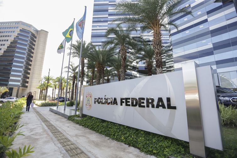 Polícia Federal prende 28 pessoas por crimes eleitorais neste domingo