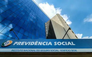 Brasília (DF), 03/11/2023, Prédio do Instituto Nacional do Seguro Social. Edfício sede do INSS. Fachada do INSS. Setor de autarquia sul Foto: Rafa Neddermeyer/Agência Brasil