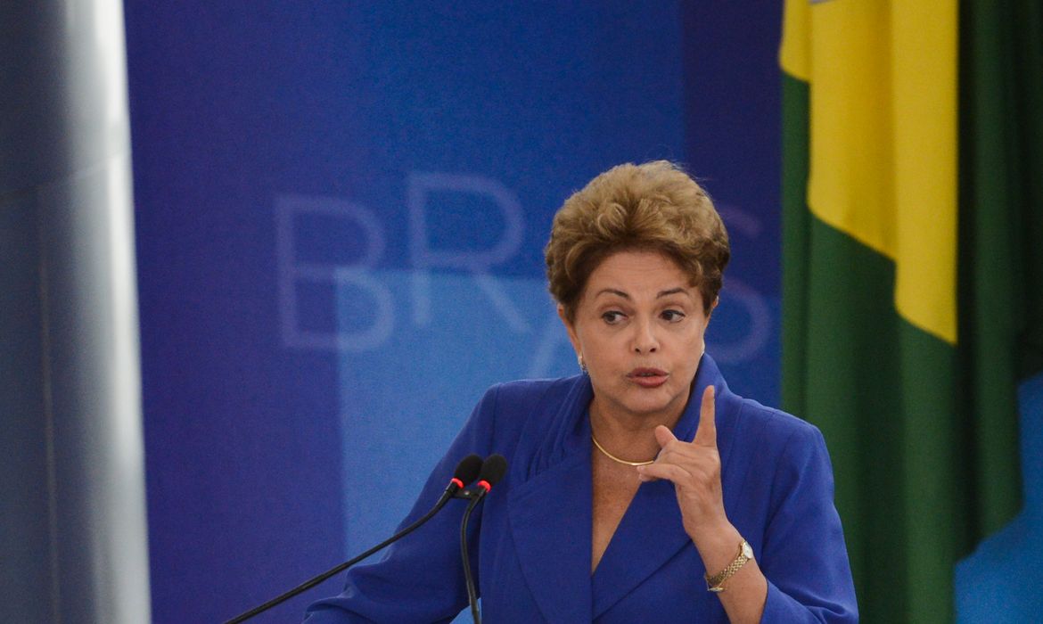 Presidenta Dilma Rousseff durante cerimônia de lançamento do Pacote Anticorrupção (José Cruz/Agência Brasil)