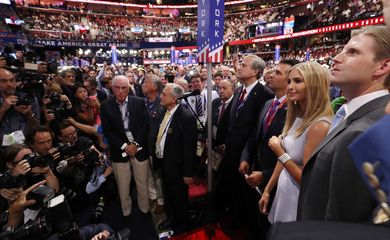 Tiffany e Donald Jr., filhos de Trump, preparam-se para discursar na convenção que oficializa hoje a candidatura do empresário à presidência dos Estados Unidos pelo Partido Republicano