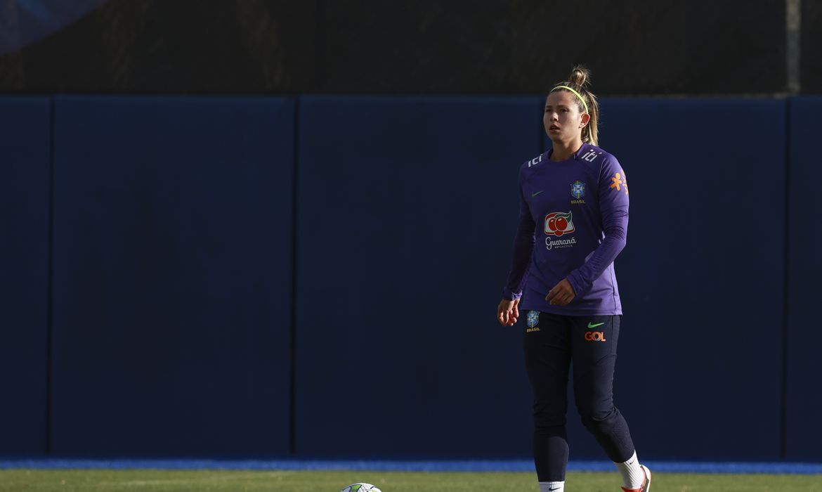 fernanda palermo, seleção brasileira, she believes