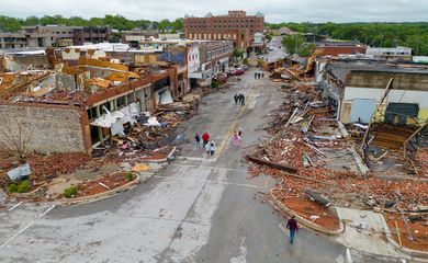 Damaged buildings are seen in an aerial photograph after the town was hit by a tornado the night before in Sulphur, Oklahoma, U.S. April 28, 2024.   Bryan Terry/The Oklahoman/USA Today Network via REUTERS NO RESALES. NO ARCHIVES. MANDATORY CREDIT