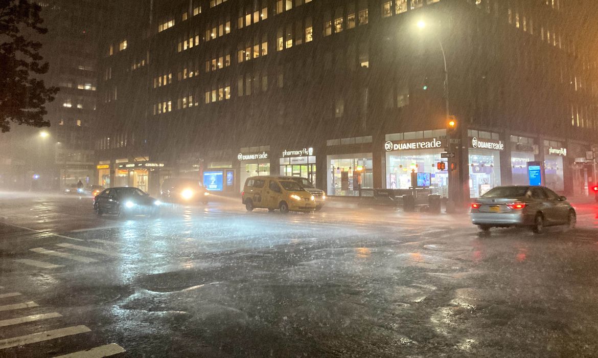 Sep 1, 2021; New York, NY, USA; Heavy rain in Midtown East in Manhattan from the remnants of Hurricane Ida. Mandatory Credit: