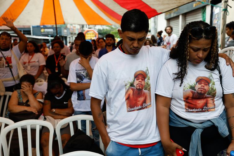 Mães da Penha cobram justiça por mortes na Operação Contenção