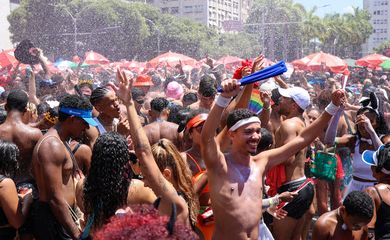 Rio de Janeiro (RJ), 22/02/2025 – Bloco da favorita anima o pré-carnaval no centro do Rio de Janeiro. Foto: Tomaz Silva/Agência Brasil