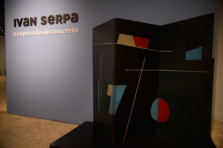Tomaz Silva/Agência Brasil Centro Cultural Banco do Brasil do Rio de Janeiro reabre com exposição do artista Ivan Serpa.