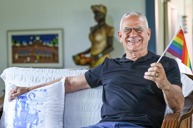 Brasília (DF), 14/11/2025 - Augusto Andrade, organizador da primeira Parada LGBTI+ do Rio de Janeiro, que chega, em 23 de novembro de 2025, a sua 30ª edição. Foto: Marcelo Camargo/Agência Brasil