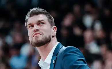 Novo técnico de basket do time da NBA Portland Trailblazers, Tiago Splitter. Foto: Paris Basketball/Divulgação