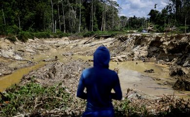 Mineração ilegal no Território Yanomami em Roraima 
 6/12/2023   REUTERS/Ueslei Marcelino