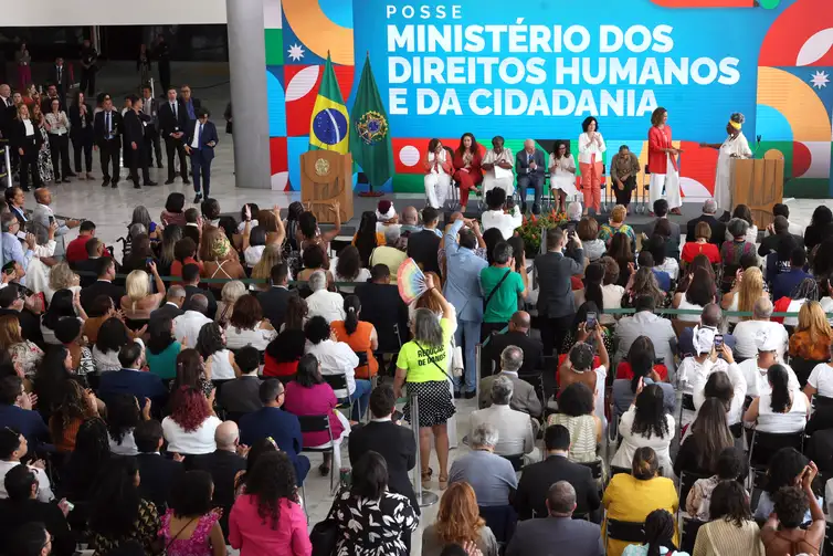 Brasília (DF), 27/09.2024 - Presidente da República, Luiz Inácio Lula da Silva, durante a cerimônia de posse da Ministra dos Direitos Humanos e da Cidadania, Macaé Evaristo, no Palácio do Planalto. Foto: Antônio Cruz/Agência Brasil