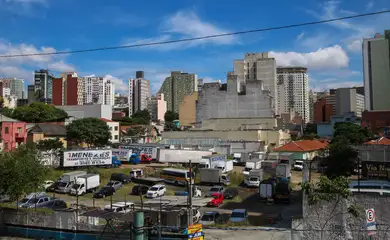 São Paulo (SP), 23/12/2023 - Terreno ao lado do Teatro Oficina disputado para que seja transformado no Parque do Rio Bixiga, na região central da capital paulista. Foto: Rovena Rosa/Agência Brasil
