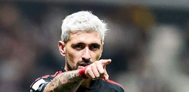 Arrascaeta em ação pelo Flamengo