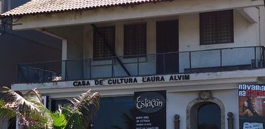 Casa de Cultura Laura Alvim