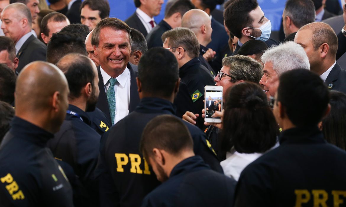 O presidente da República , Jair Bolsonaro, participa da cerimônia de lançamento da Operação Rodovida 2021/2022 nas rodovias federais do país, no Palácio do Planalto