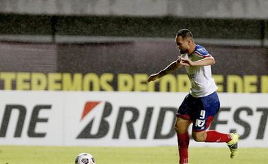Felipe Oliveira/EC Bahia/Direitos Reservados bahia, gilberto, sul-americana